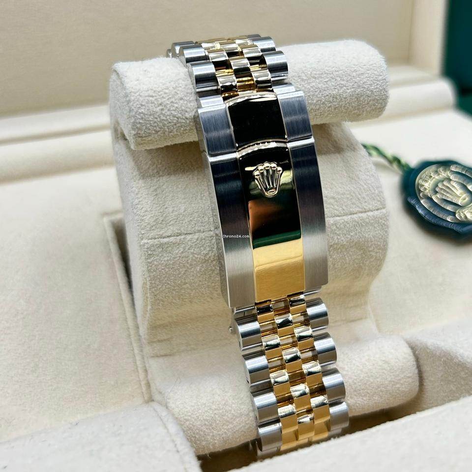 Rolex Sky-Dweller Black Dial Gold Two Tone Jubilee 42mm - Amoda