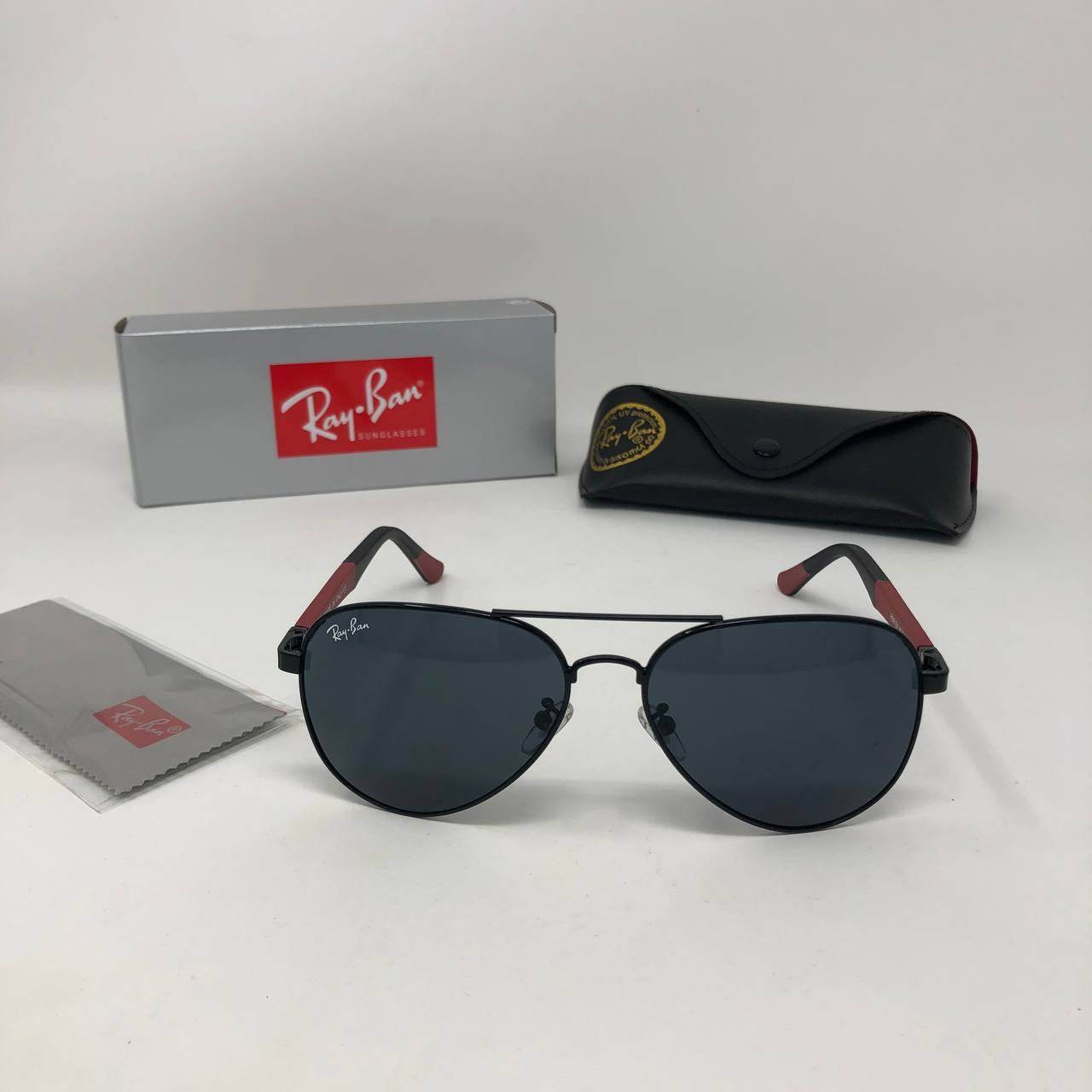 Ray Ban Aviator in Black - Amoda