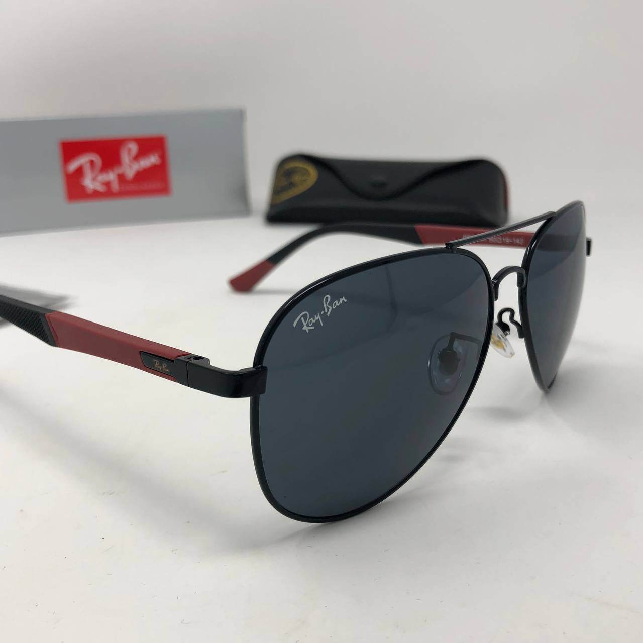 Ray Ban Aviator in Black - Amoda