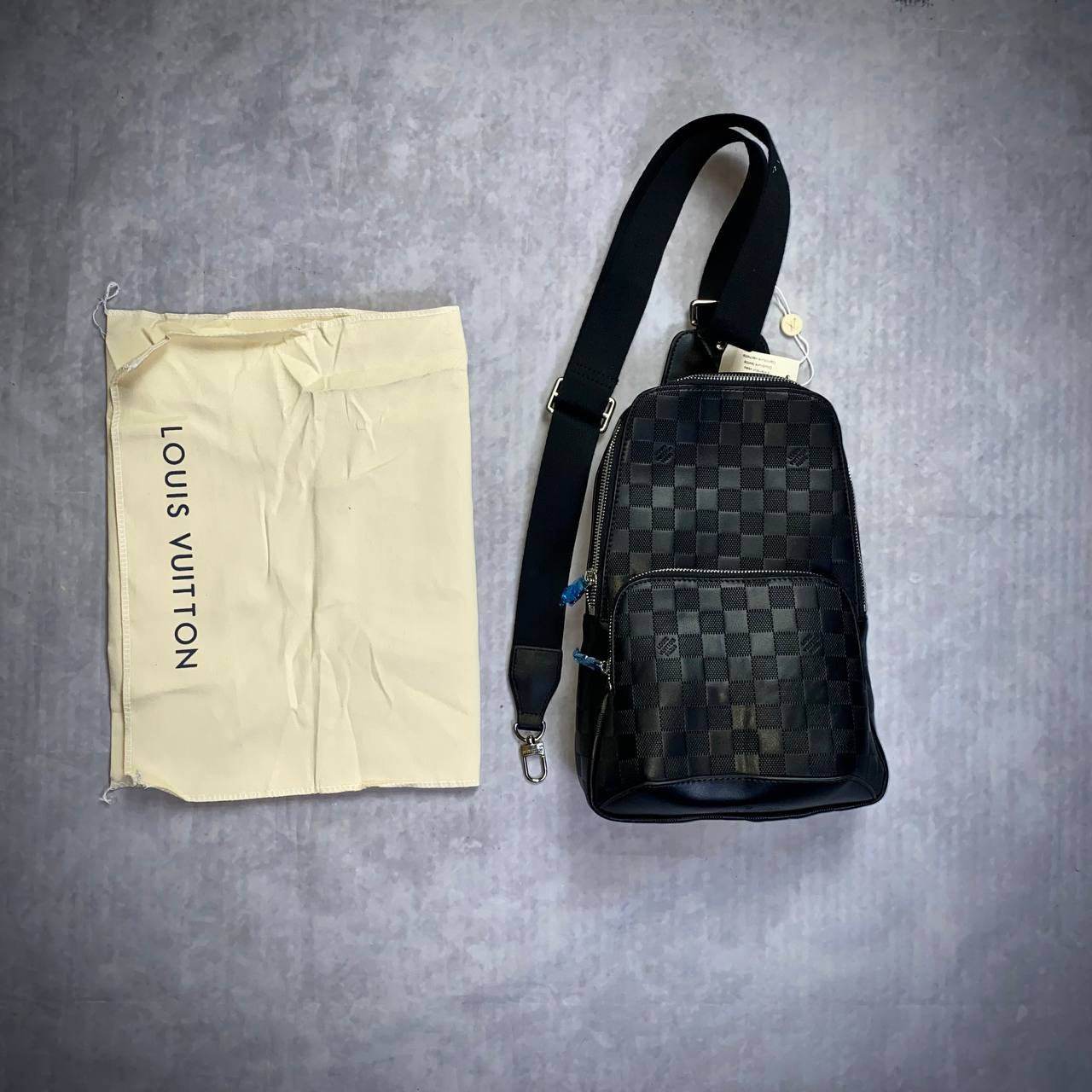 LV Avenue Slingbag - Amoda