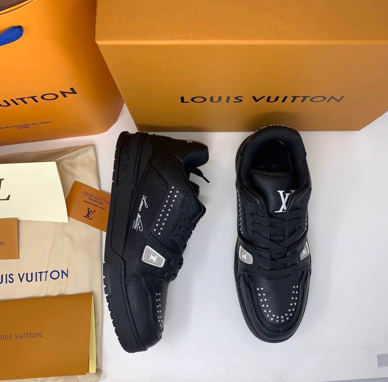 LV Black Leather Low Trainers - Amoda